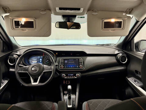 2020 Nissan Kicks SR