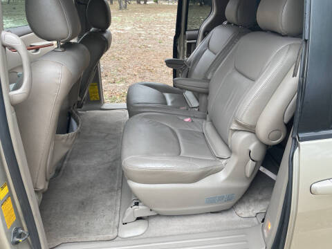 2004 Toyota Sienna XLE 7 Passenger