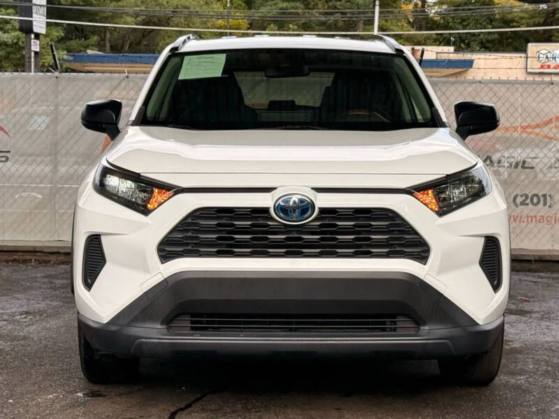 2022 Toyota RAV4 Hybrid LE