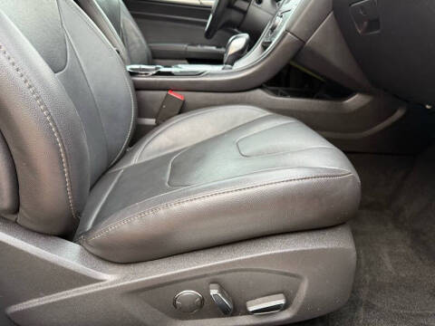 2014 Ford Fusion Hybrid Titanium