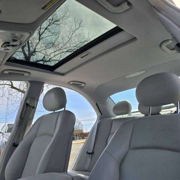 2004 Mercedes-Benz C-Class C 240