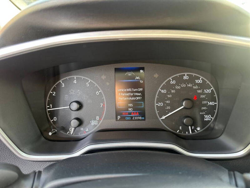 2025 Toyota Corolla Hatchback SE