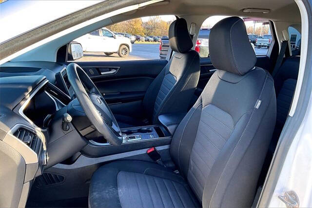 2021 Ford Edge SE
