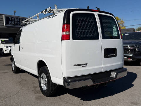 2014 Chevrolet Express 2500