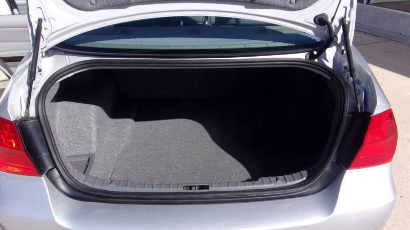 2011 BMW 3 Series 328i