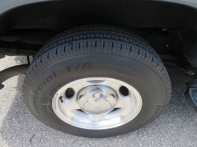 2013 Ford E-Series E-150 XLT