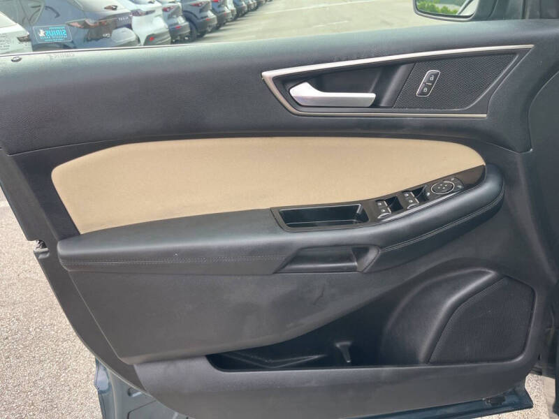 2016 Ford Edge SEL