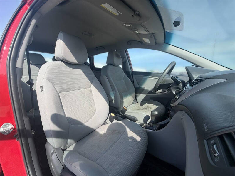 2015 Hyundai Accent GS