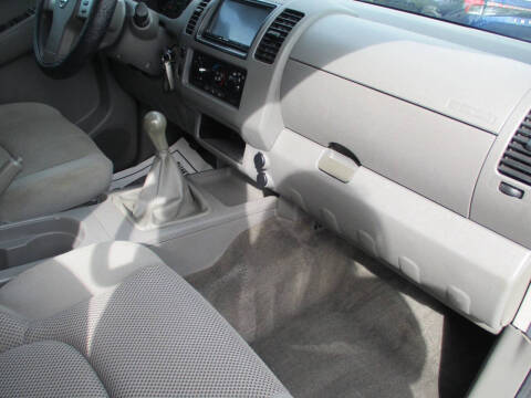 2005 Nissan Frontier SE