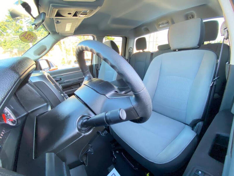 2024 RAM 1500 Classic