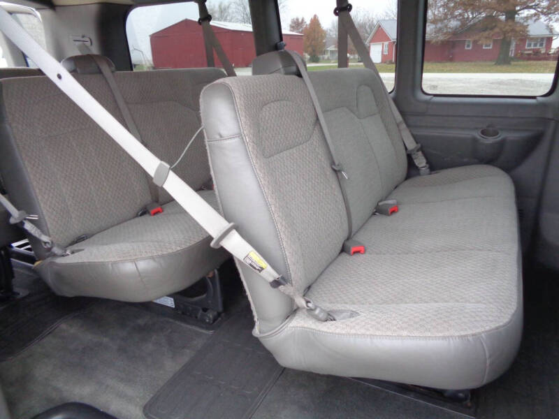 2017 GMC Savana LT 3500