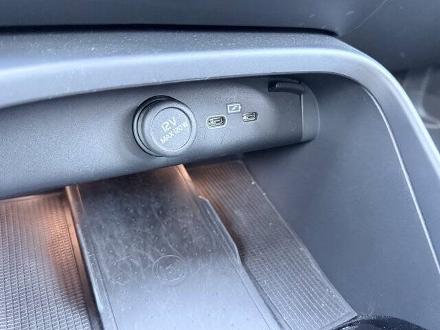 2024 Volvo XC40 Recharge Plus