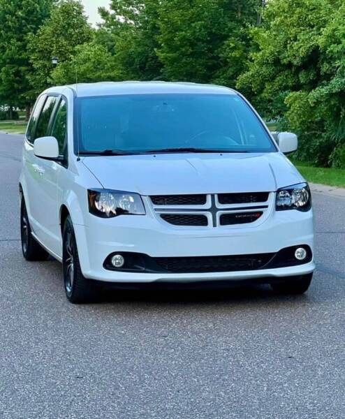2018 Dodge Grand Caravan for sale at You Win Auto in Burnsville MN