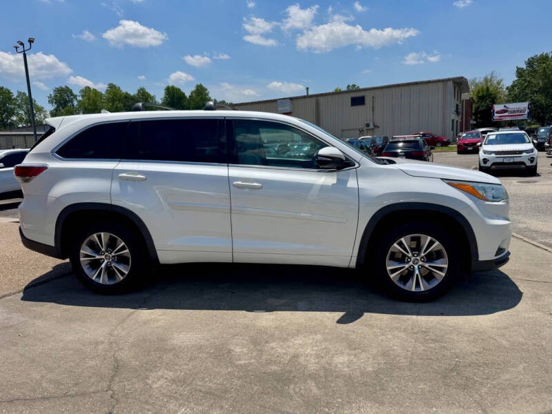 2016 Toyota Highlander LE Plus