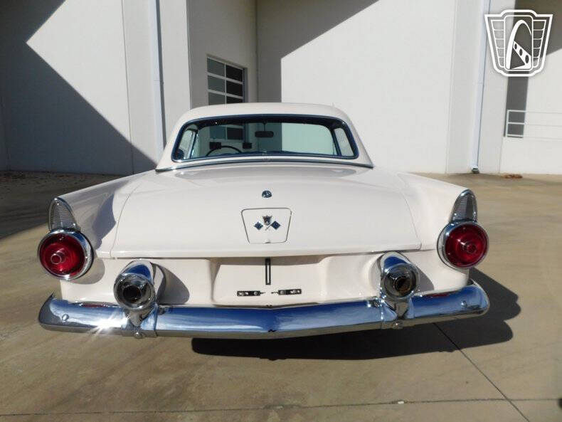 1955 Ford Thunderbird