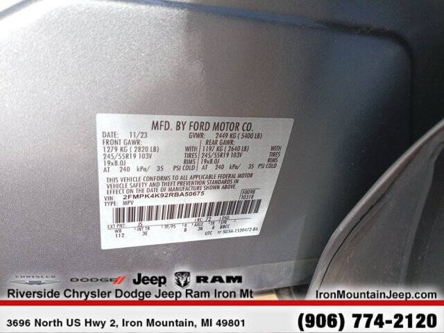 2024 Ford Edge Titanium