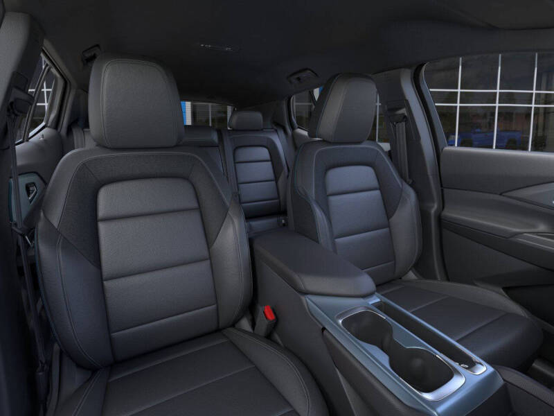 2026 Chevrolet Equinox EV LT 2