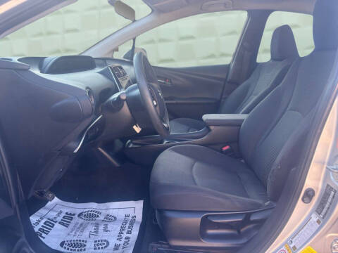 2016 Toyota Prius Two