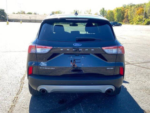 2021 Ford Escape Titanium