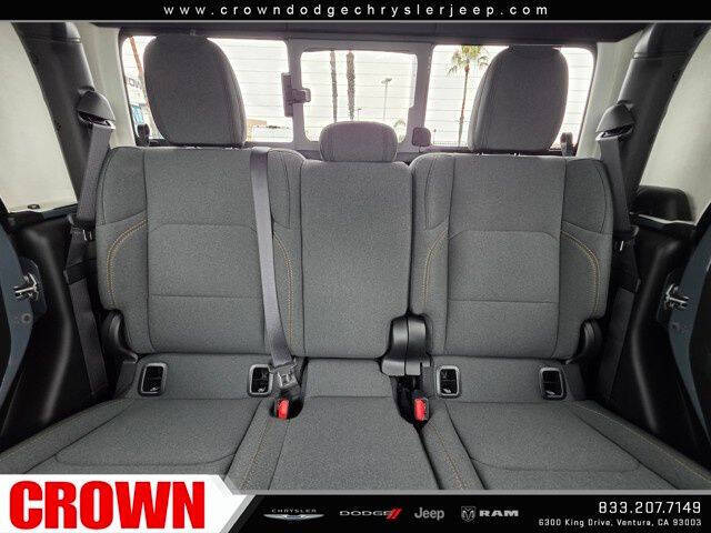 2025 Jeep Gladiator Willys