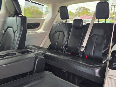 2021 Chrysler Pacifica Touring L