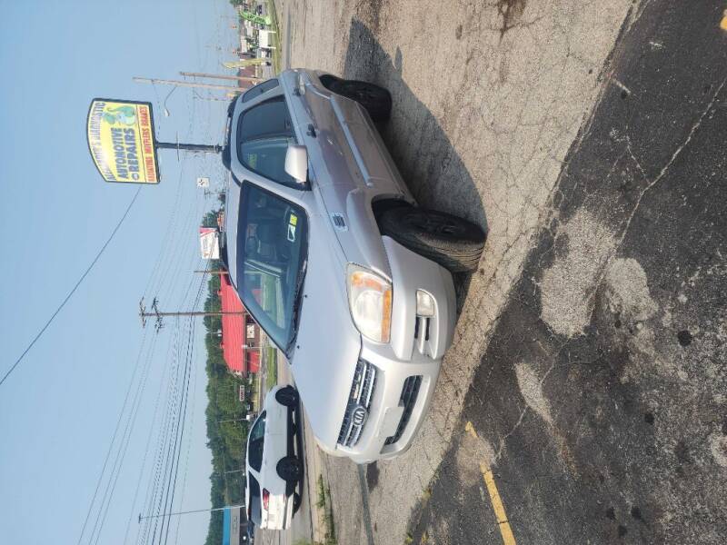 2006 Kia Sportage for sale at Alexander's Diagnostic Sales and Service in Youngstown OH