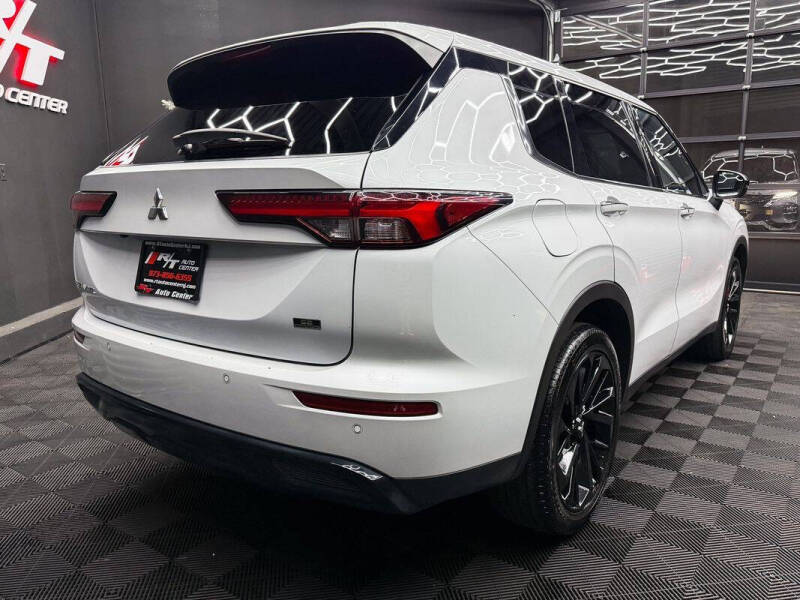 2023 Mitsubishi Outlander