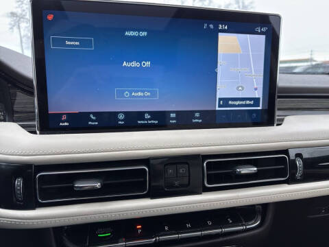 2021 Lincoln Nautilus Black Label