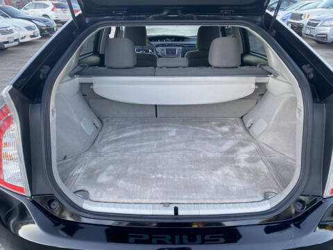 2013 Toyota Prius Three