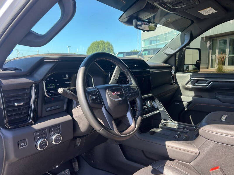 2025 GMC Sierra 2500HD
