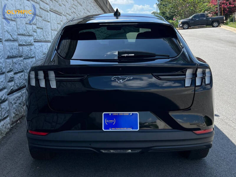 2022 Ford Mustang Mach-E Select