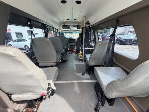 2014 Ford E-Series