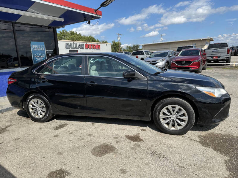 2017 Toyota Camry LE