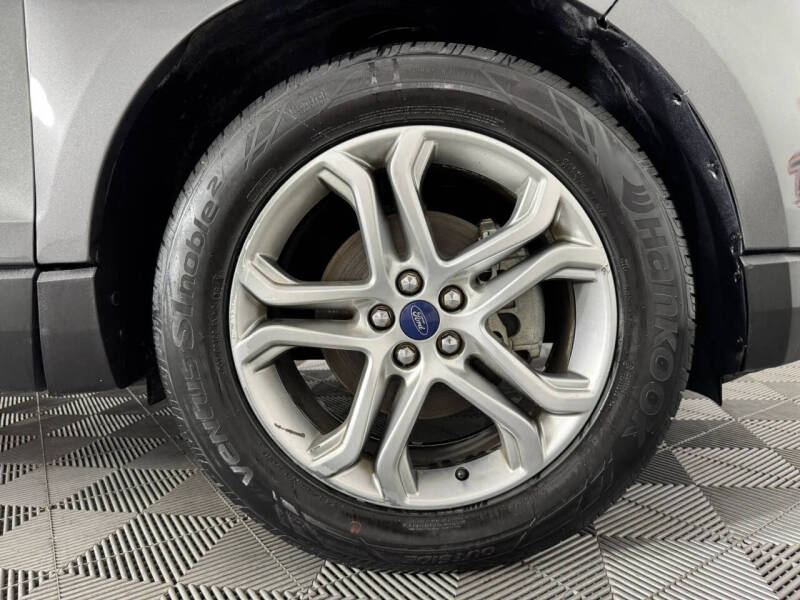 2018 Ford Edge Titanium