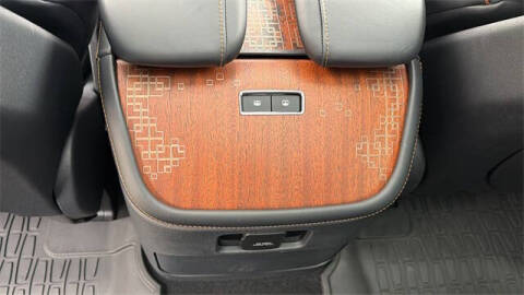 2025 Lincoln Navigator Black Label