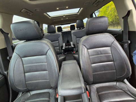 2017 GMC Acadia Denali