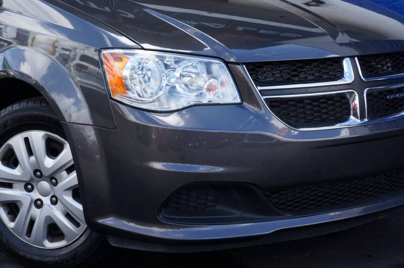 2020 Dodge Grand Caravan SE