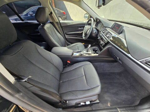 2018 BMW 3 Series 320i