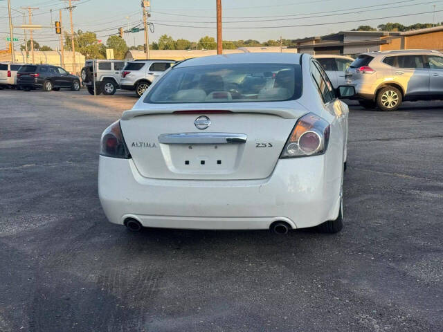 2010 Nissan Altima for sale at Autolink in Kansas City, KS