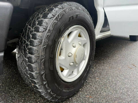 2010 Ford E-Series E-150