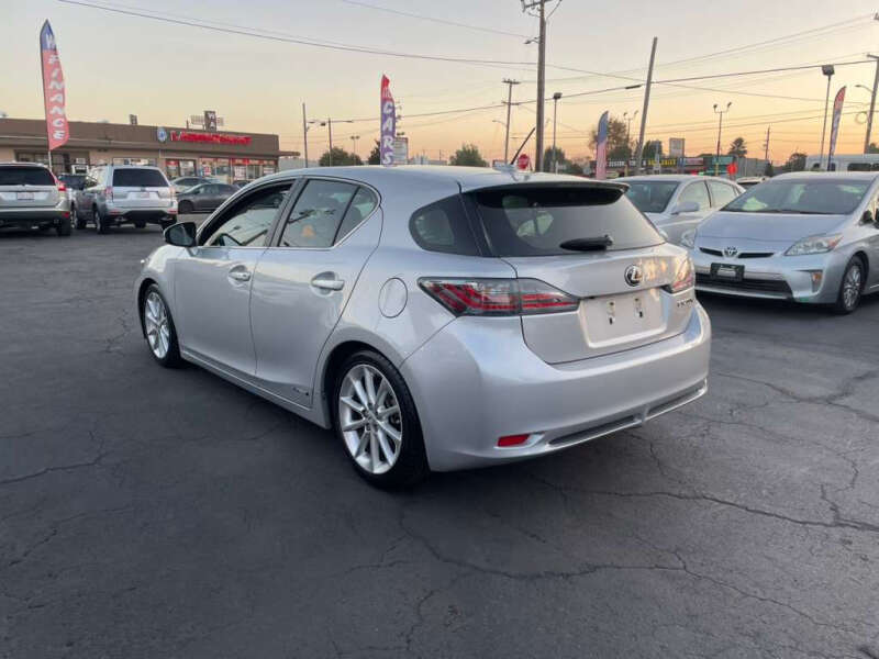 2012 Lexus CT 200h