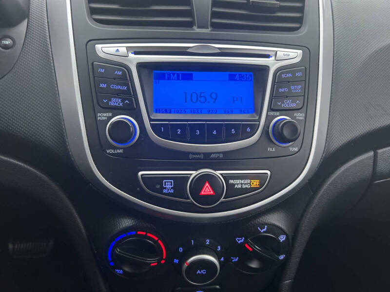 2013 Hyundai Accent GS