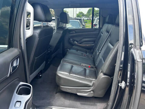 2019 Chevrolet Suburban LT