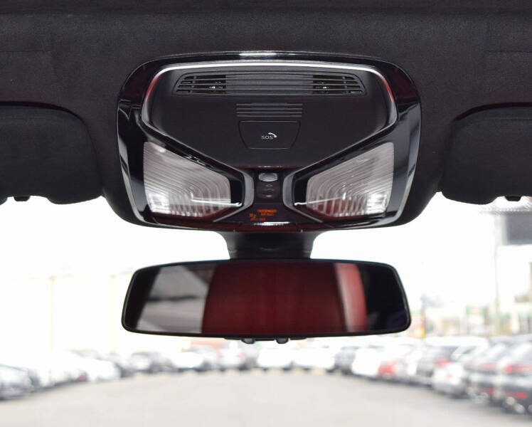 2022 BMW 7 Series M760i xDrive