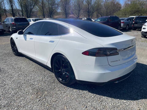 2015 Tesla Model S P85D