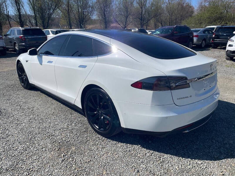 2015 Tesla Model S P85D