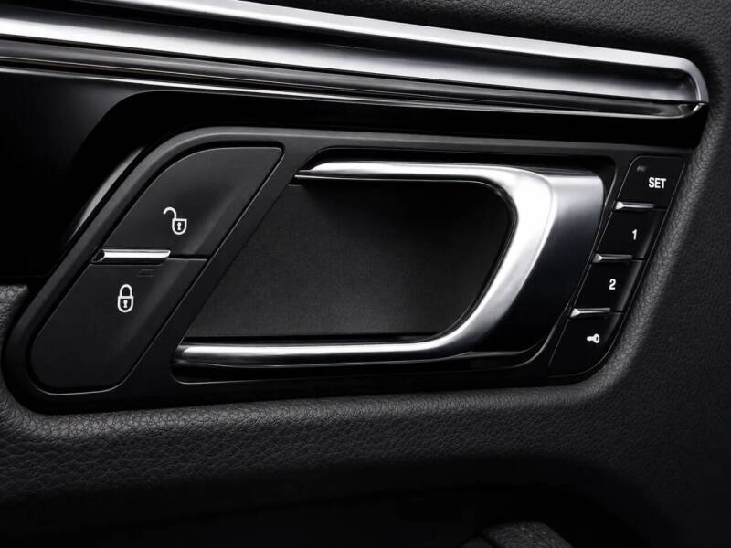 2018 Porsche Macan S
