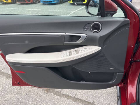 2024 Hyundai Sonata Hybrid Limited