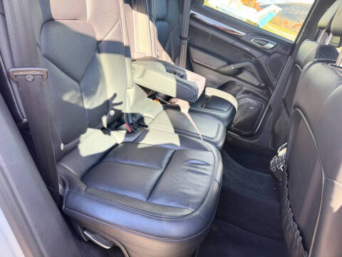 2015 Porsche Cayenne S