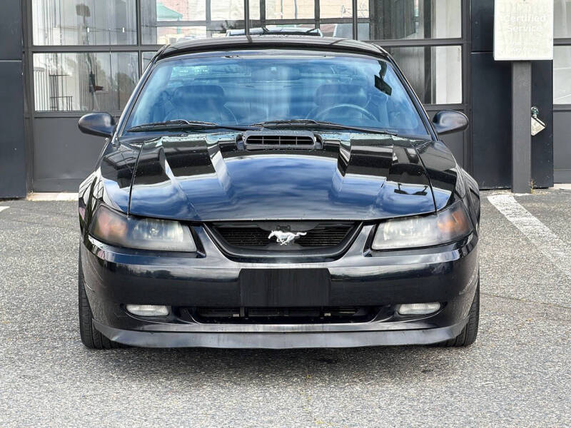 2004 Ford Mustang Mach 1 Premium
